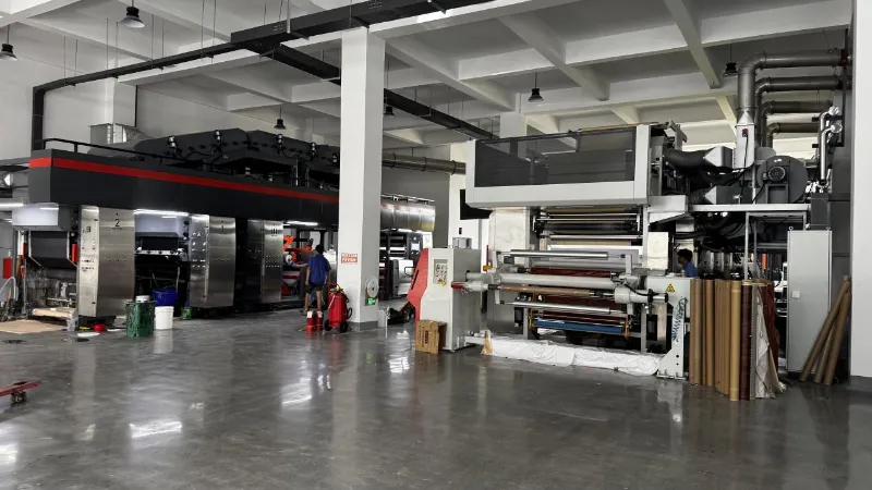 Van industriële accumulatie tot mondiale lay-out, is dit niet precies het ontwikkelingspad van de decoratieve films van Future Colors? Van industriële accumulatie tot mondiale lay-out, is dit niet precies het ontwikkelingspad van de decoratieve films van Future Colors?